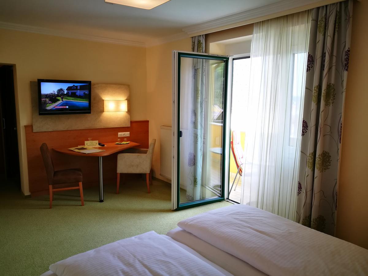 Hotel Restaurant Zum Schwan Schwanberg Экстерьер фото